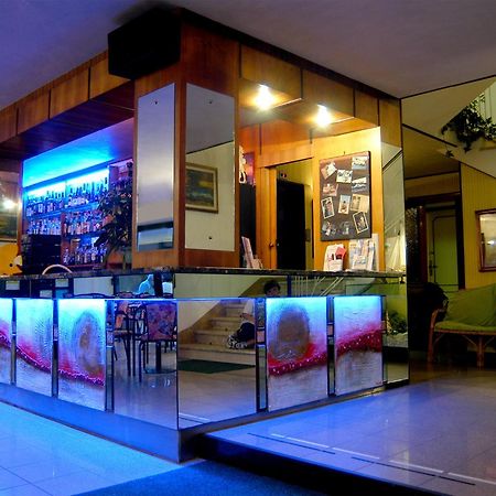 大陆酒店 贝拉里亚-伊贾马里纳 外观 照片